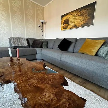 Spacious&cozy Family In Rees